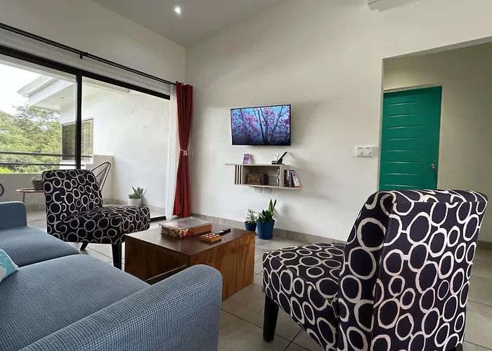 Relaxing 2br Saltwater Pool&modern Amenities *