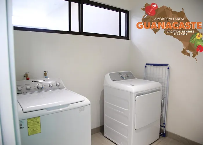 Apartment Relaxing 2br Saltwater Pool&modern Amenities