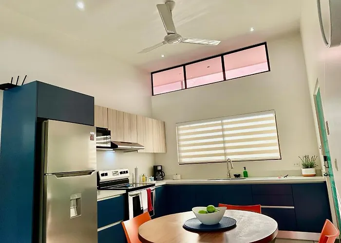 Relaxing 2br Saltwater Pool&modern Amenities Apartment